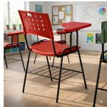 Cadeira Plástica Universitária PRANCHETA PLÁSTICA com Porta Livros - Cor Vermelho - 32020