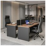 Móveis para Escritório Mesa Estação de Trabalho Dupla 1,50x1,35m 02 Lugares s/ Gavetas c/ ponto de tomada - Workstart - Nogal Sevilha - 63087